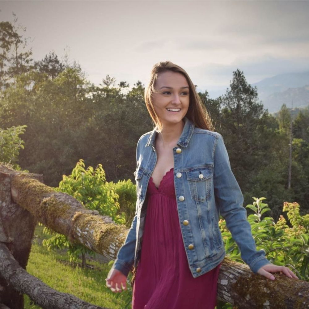 Meet your Posher, Jessica